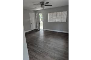 303 HYDRANGIA STREET, TAMPA, FL 33612 - MLS#MFRTB8465648