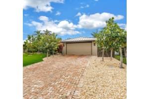 735 126TH AVENUE, TREASURE ISLAND, FL 33706 - MLS#MFRTB8465656
