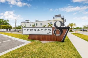 8615 5TH STREET, ST PETERSBURG, FL 33702 - MLS#MFRTB8465705