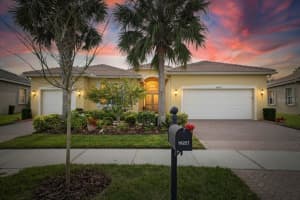 16227 DIAMOND BAY DRIVE, WIMAUMA, FL 33598 - MLS#MFRTB8465706