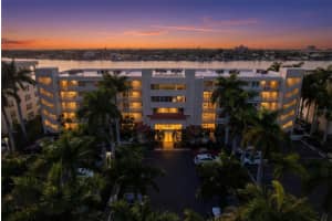 6085 BAHIA DEL MAR CIRCLE, ST PETERSBURG, FL 33715 - MLS#MFRTB8465718