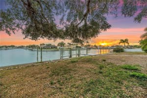 4114 42ND AVENUE, ST PETERSBURG, FL 33711 - MLS#MFRTB8465776