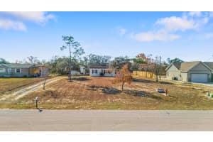 2910 FAST TROT TRAIL, LAKE WALES, FL 33898 Sold 02/27/26