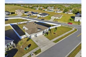 2201 GLADIOLUS LN LANE, MASCOTTE, FL 34753 - MLS#MFRTB8465859