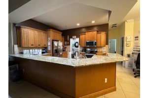 12140 MURRAY AVENUE, LARGO, FL 33778 - MLS#MFRTB8465898