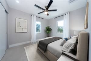 2004 1ST STREET, ST PETERSBURG, FL 33705 - MLS#MFRTB8465913