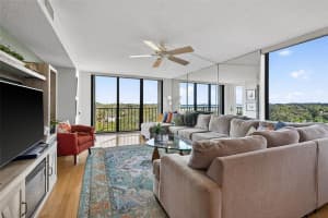 220 BELLEVIEW BOULEVARD, BELLEAIR, FL 33756 - MLS#MFRTB8465970