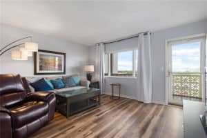 1235 HIGHLAND AVENUE, CLEARWATER, FL 33756 - MLS#MFRTB8465994