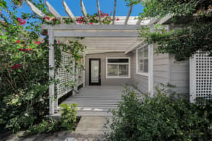 1122 OAKWOOD STREET, TARPON SPRINGS, FL 34689 - MLS#MFRTB8465999