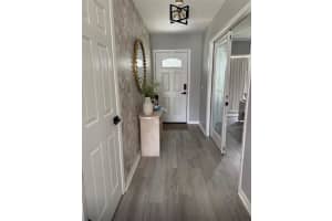 516 ANGLEWOOD DRIVE, BRANDON, FL 33511 - MLS#MFRTB8466036