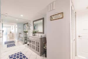 1125 PEPPERTREE DRIVE, SARASOTA, FL 34242 - MLS#MFRTB8466040