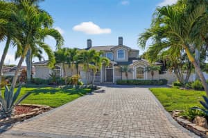 3796 42ND AVENUE, ST PETERSBURG, FL 33711 - MLS#MFRTB8466045