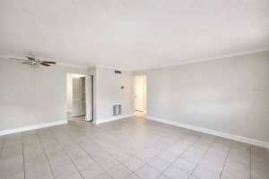 12407 OAK CEDAR PLACE, TAMPA, FL 33612 - MLS#MFRTB8466047