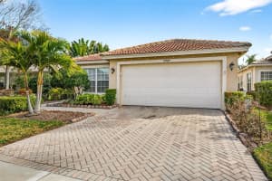 15709 CRYSTAL WATERS DRIVE, WIMAUMA, FL 33598 - MLS#MFRTB8466085