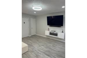 2400 WINDING CREEK BOULEVARD, CLEARWATER, FL 33761 - MLS#MFRTB8466125