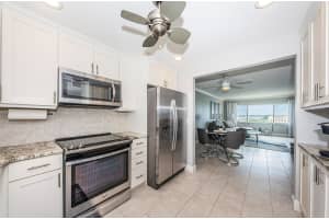 4775 COVE CIRCLE, ST PETERSBURG, FL 33708 - MLS#MFRTB8466135
