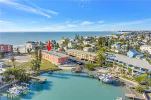 8565 GULF BOULEVARD, TREASURE ISLAND, FL 33706 - MLS#MFRTB8466146