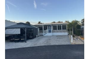 16736 SUNSHINE AVENUE, CLERMONT, FL 34714 - MLS#MFRTB8466198