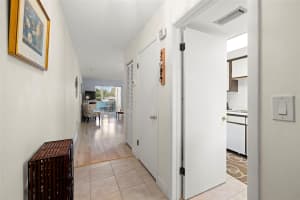 100 GLENNES LANE, DUNEDIN, FL 34698 - MLS#MFRTB8466331