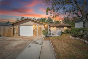 8517 Horizon Ln, HUDSON