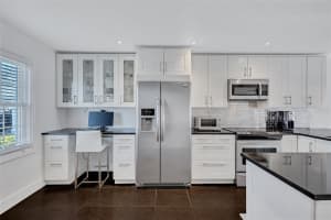 4799 COQUINA KEY DRIVE, ST PETERSBURG, FL 33705 - MLS#MFRTB8466453