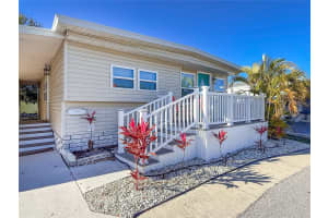 4902 91ST LANE, ST PETERSBURG, FL 33708 - MLS#MFRTB8466506