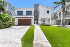 905 Bay Point Dr Madeira Beach, FL 33708 - Off Market