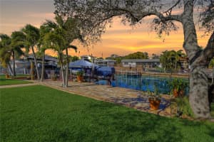 335 CROSSWINDS DRIVE, PALM HARBOR, FL 34683 - MLS#MFRTB8466526