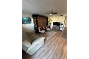 204 47th Avenue Dr W #125, BRADENTON