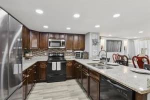 4709 PURITAN CIRCLE, TAMPA, FL 33617 - MLS#MFRTB8466596