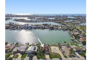 7864 9TH AVENUE, ST PETERSBURG, FL 33707 - MLS#MFRTB8466609