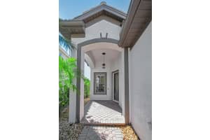 10622 CAPE HATTERAS DRIVE, TAMPA, FL 33615 - MLS#MFRTB8466610