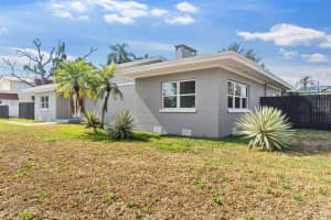 837 EDGEWOOD DRIVE, LAKELAND, FL 33803 - MLS#MFRTB8466650