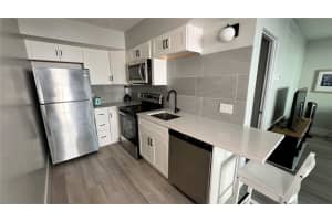 976 TENNESSEE LANE, SARASOTA, FL 34234 - MLS#MFRTB8466670