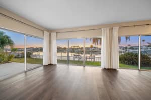 878 HARBOR ISLAND, CLEARWATER BEACH, FL 33767 - MLS#MFRTB8466691