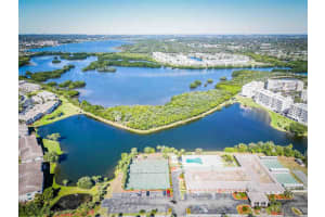 10036 63RD AVENUE, ST PETERSBURG, FL 33708 - MLS#MFRTB8466694