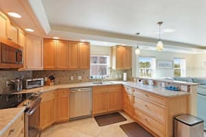 6154 MIDNIGHT PASS ROAD, SARASOTA, FL 34242 - MLS#MFRTB8466761