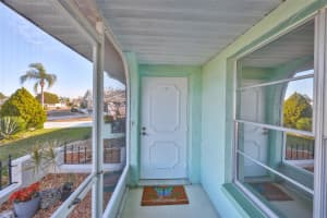 325 GREEN MANOR DRIVE, SUN CITY CENTER, FL 33573 - MLS#MFRTB8466789