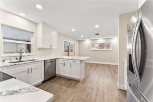 8418 FLAGSTONE DRIVE, TAMPA, FL 33615 - MLS#MFRTB8466821