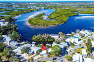 505 Riverview Ln, TARPON SPRINGS