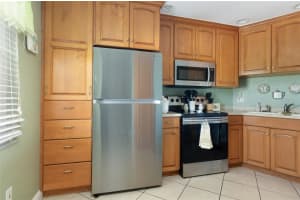 8681 BARDMOOR BOULEVARD, SEMINOLE, FL 33777 - MLS#MFRTB8467024