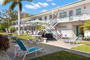 6050 21ST STREET, ST PETERSBURG, FL 33714 - MLS#MFRTB8467063