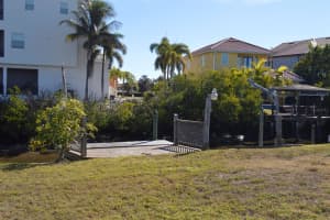 6525 MANILA PALM WAY, APOLLO BEACH, FL 33572 - MLS#MFRTB8467120