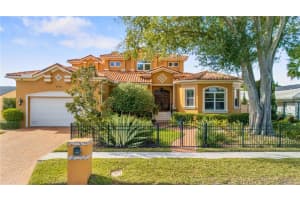 3952 Versailles Dr, TAMPA 3952 Versailles Dr, TAMPA