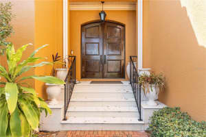 3952 VERSAILLES DRIVE, TAMPA, FL 33634 - MLS#MFRTB8467165