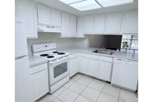 4991 PURITAN CIRCLE, TAMPA, FL 33617 - MLS#MFRTB8467240