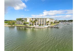 8800 BAY PINES BOULEVARD, ST PETERSBURG, FL 33709 - MLS#MFRTB8467262