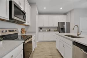 5615 BROOKLET WOODS DRIVE, WESLEY CHAPEL, FL 33545 - MLS#MFRTB8467272