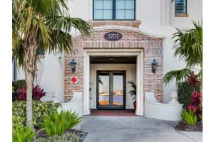 5707 YEATS MANOR DRIVE, TAMPA, FL 33616 - MLS#MFRTB8467309