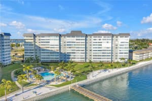 5108 BRITTANY DRIVE, ST PETERSBURG, FL 33715 - MLS#MFRTB8467318